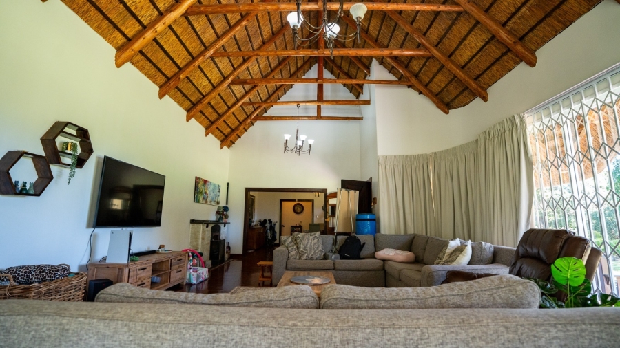 4 Bedroom Property for Sale in Wilkoppies North West